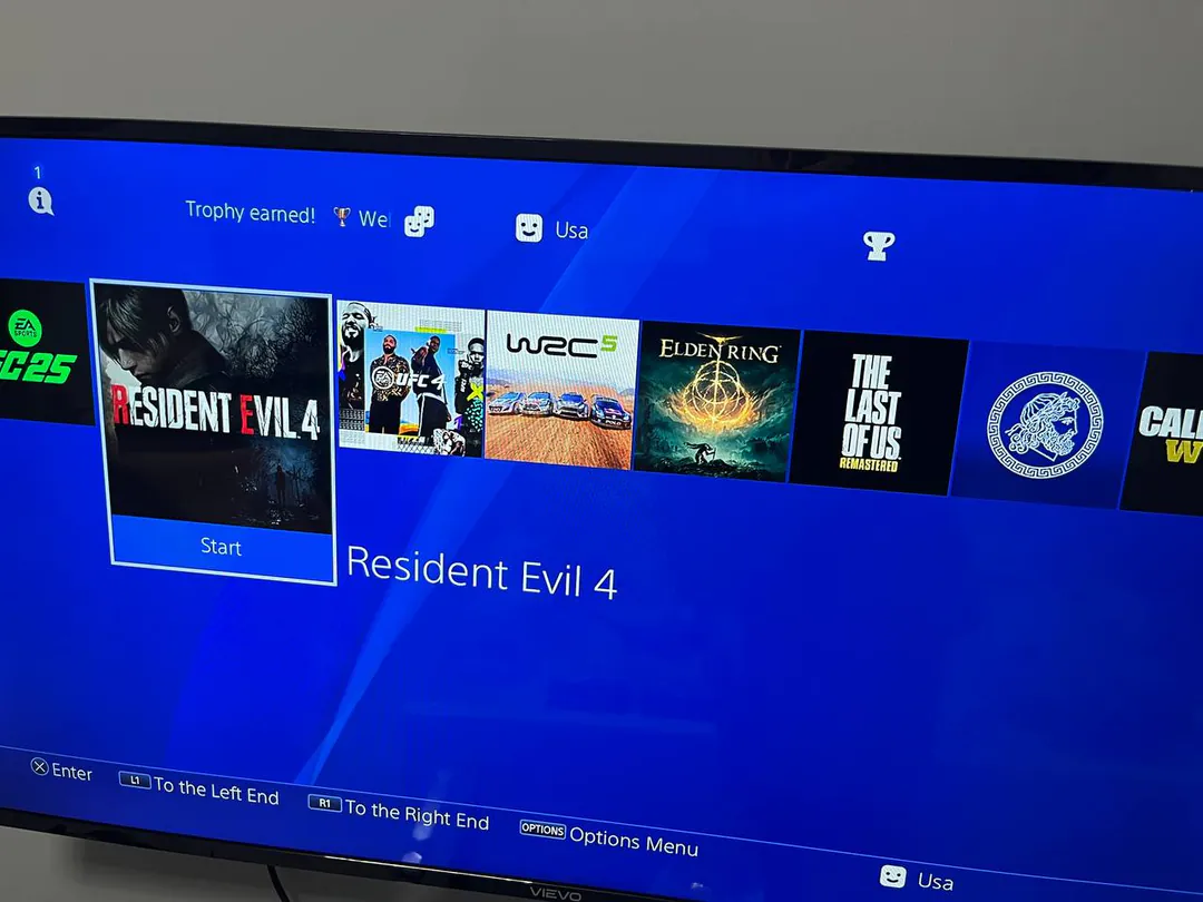 PS4 Slim 1TB Gaming Console and 3 Gamepads — photo 2
