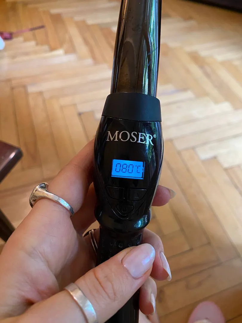 Moser cone-shaped hair curling iron — photo 1