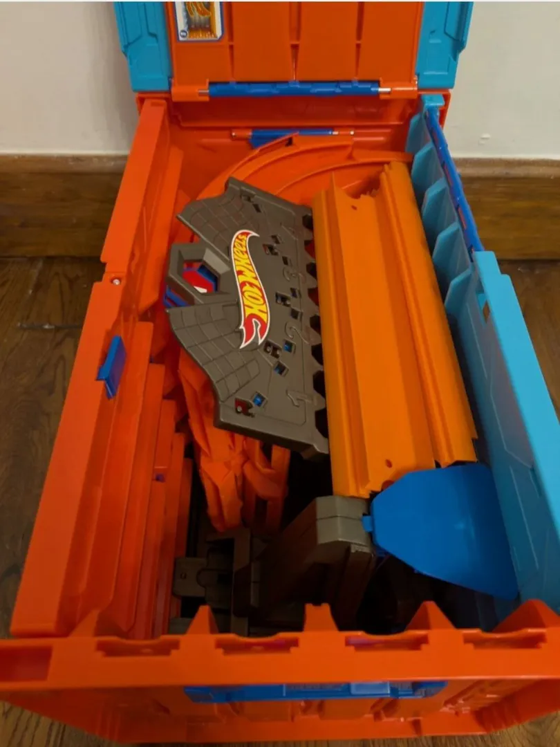 hot wheels track — photo 5