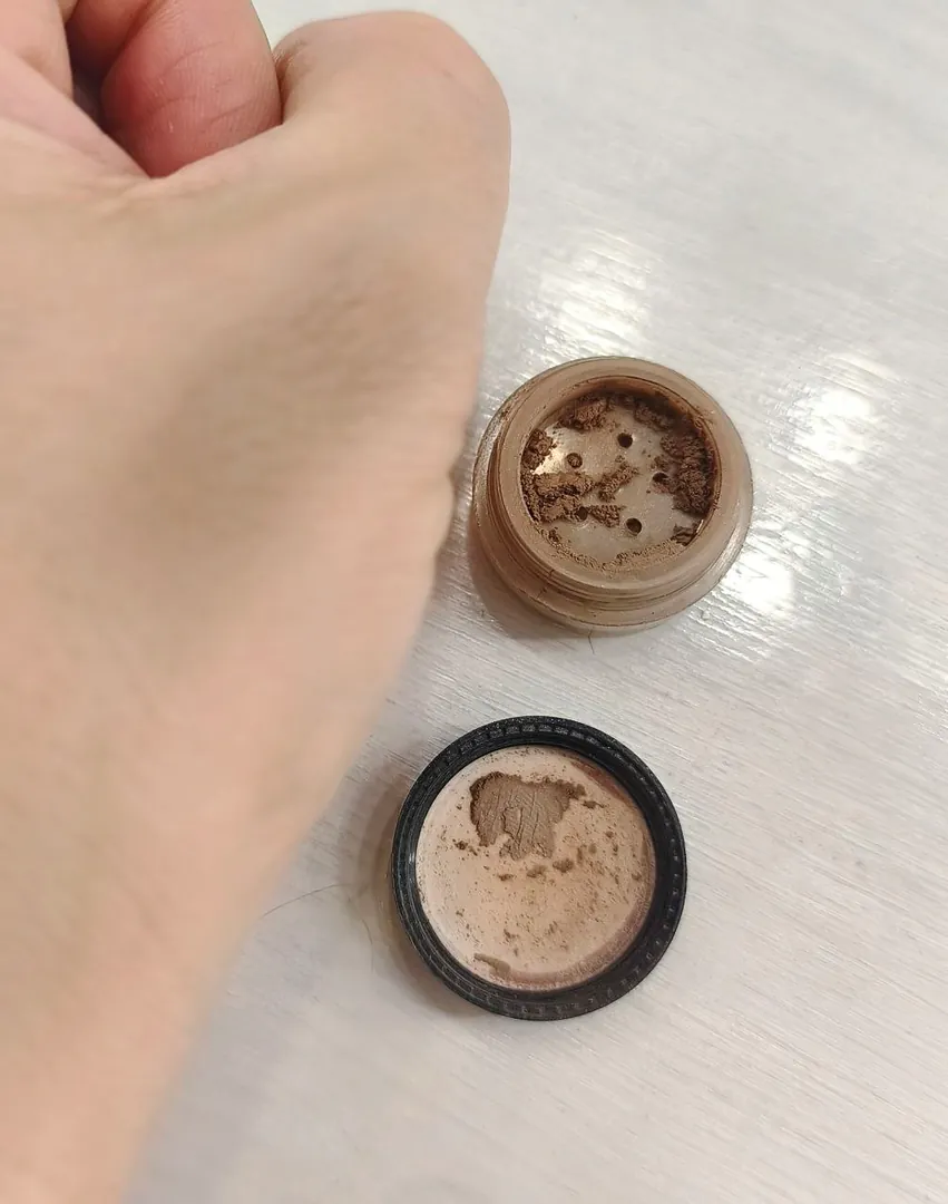 Clinique eyeshadow and Era Minerals pigment — photo 1