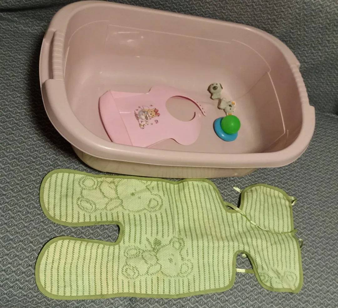Foot bath — photo 1