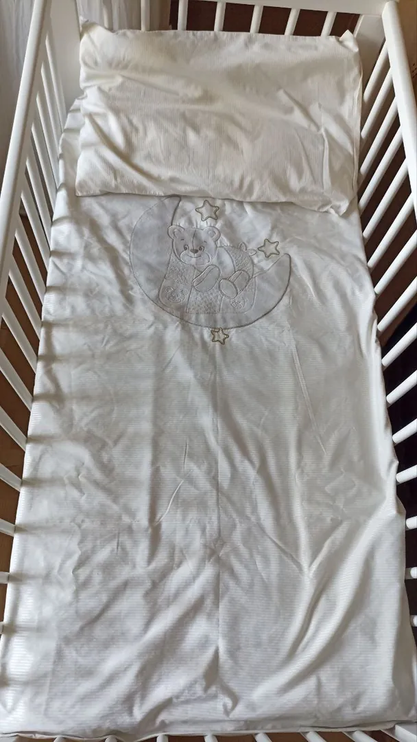 Crib bedding set with zipper — photo 1