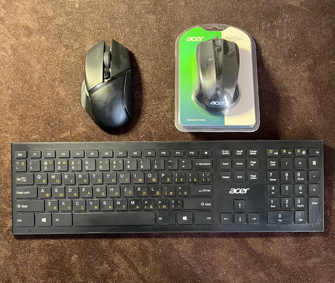 Игровая мышь Razer Basilisk X Hyperspeed — фото 1