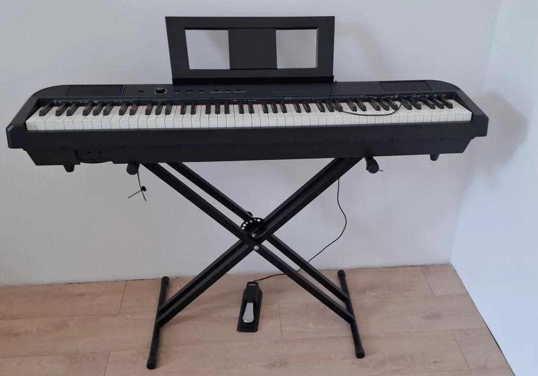 Digital piano Beisite — photo 5