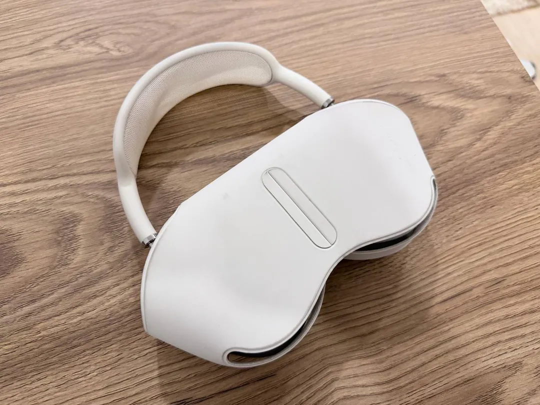 AirPods Max 2024 USB-C Headphones — photo 7