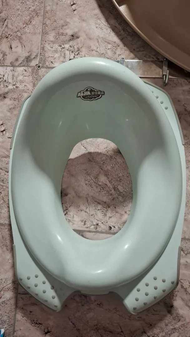 Child toilet seat — photo 1