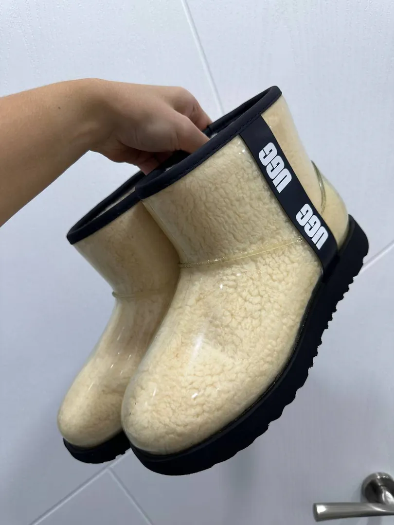 UGG Boots — photo 2