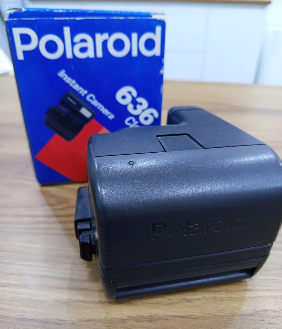 Polaroid 636 Close-Up Camera — photo 1