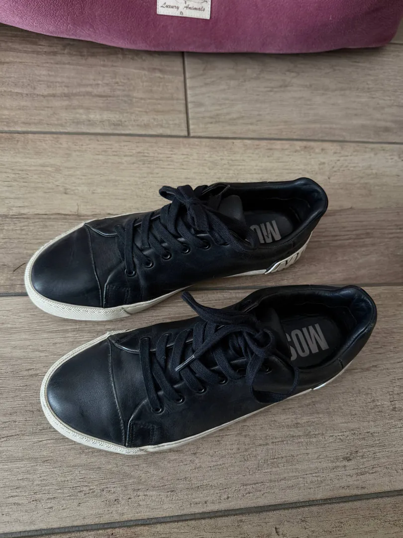 Men's leather sneakers Moschino Maxi Logo — photo 1