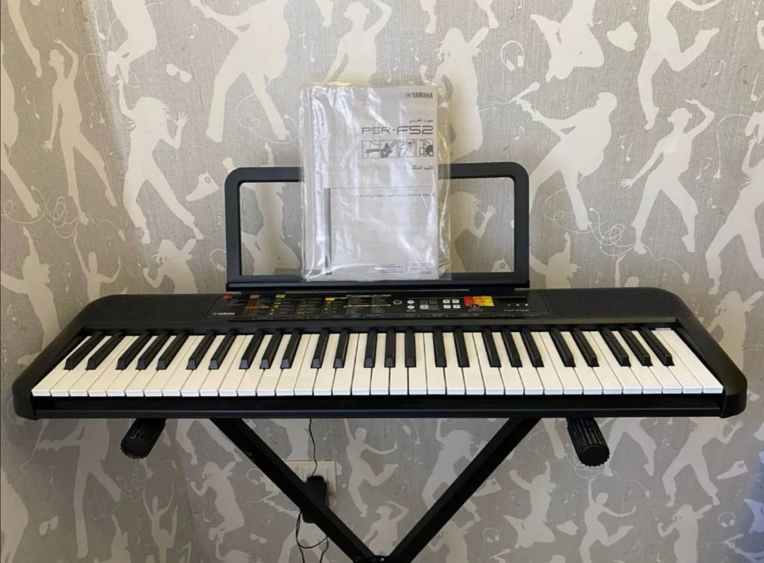 Synthesizer Yamaha PSR-F52 — photo 4