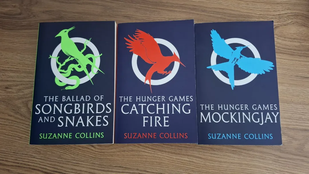 Книги The Hunger Games Сьюзен Коллинз на английском — фото 1