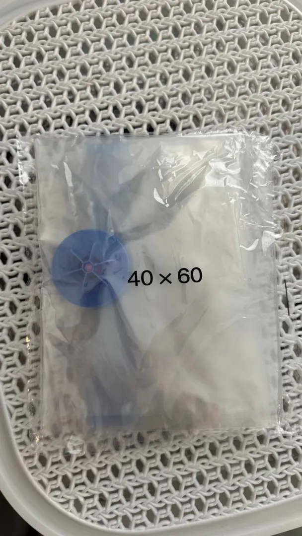 Vacuum storage bags with pump — photo 1