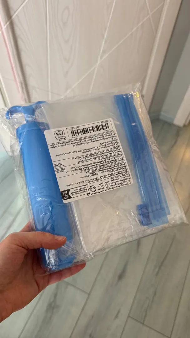 Vacuum storage bags with pump — photo 3