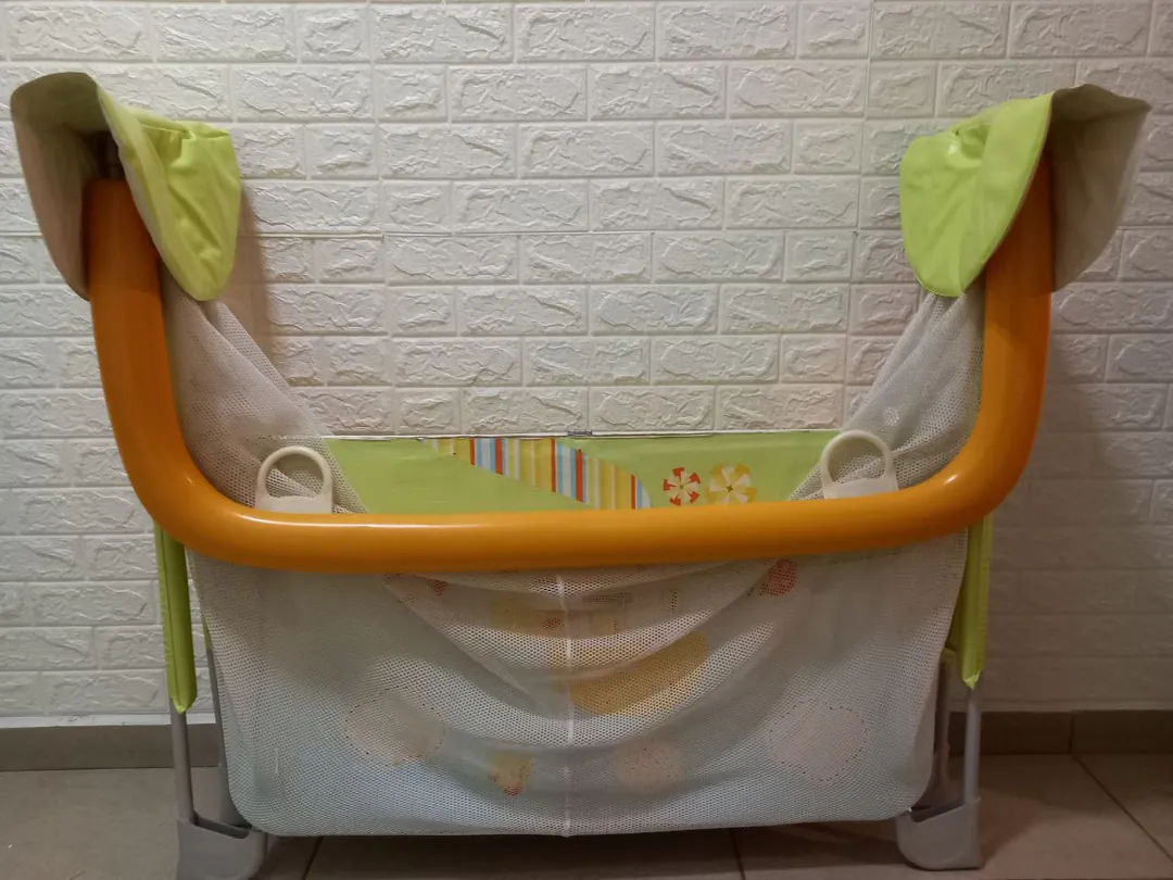 Baby playpen — photo 1