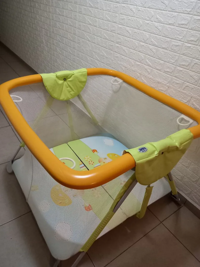 Baby playpen — photo 3