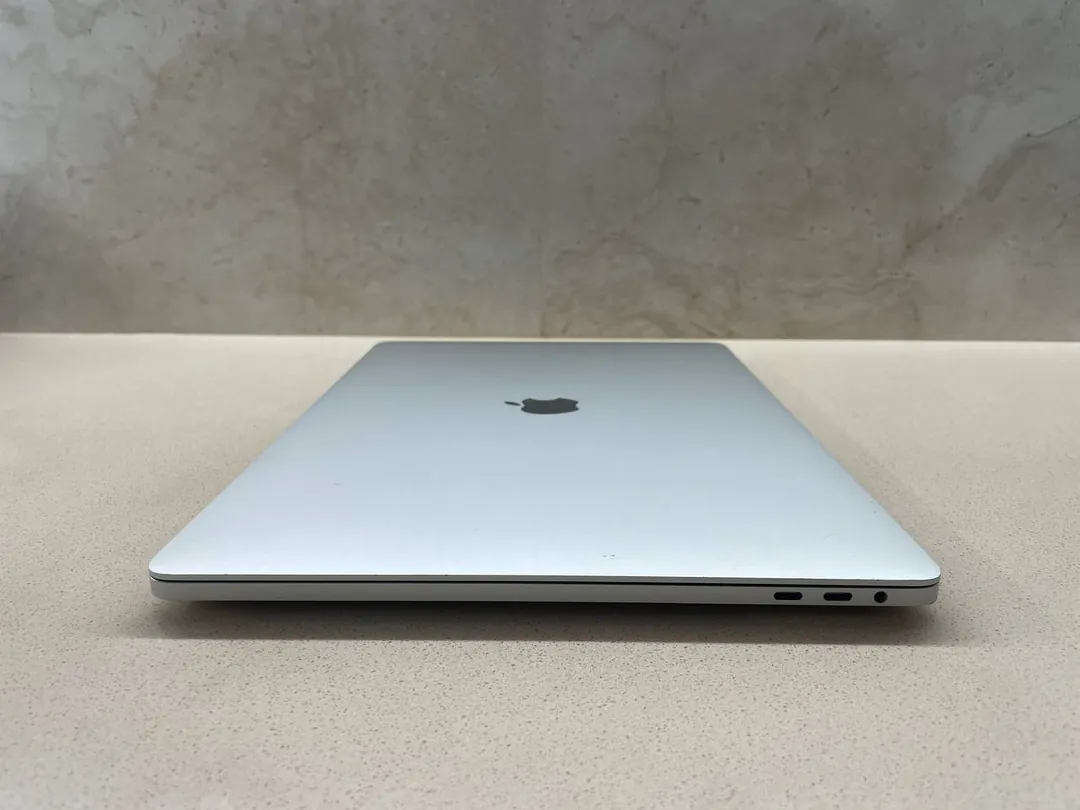 MacBook Pro 16″ (2019) Intel Core i9 16GB 1TB SSD — фото 2
