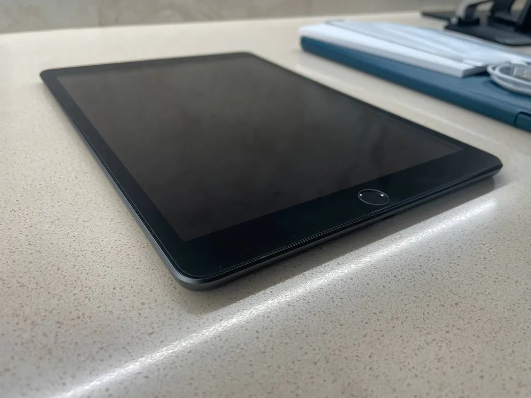Apple iPad 9 (2021) 64 ГБ — фото 1