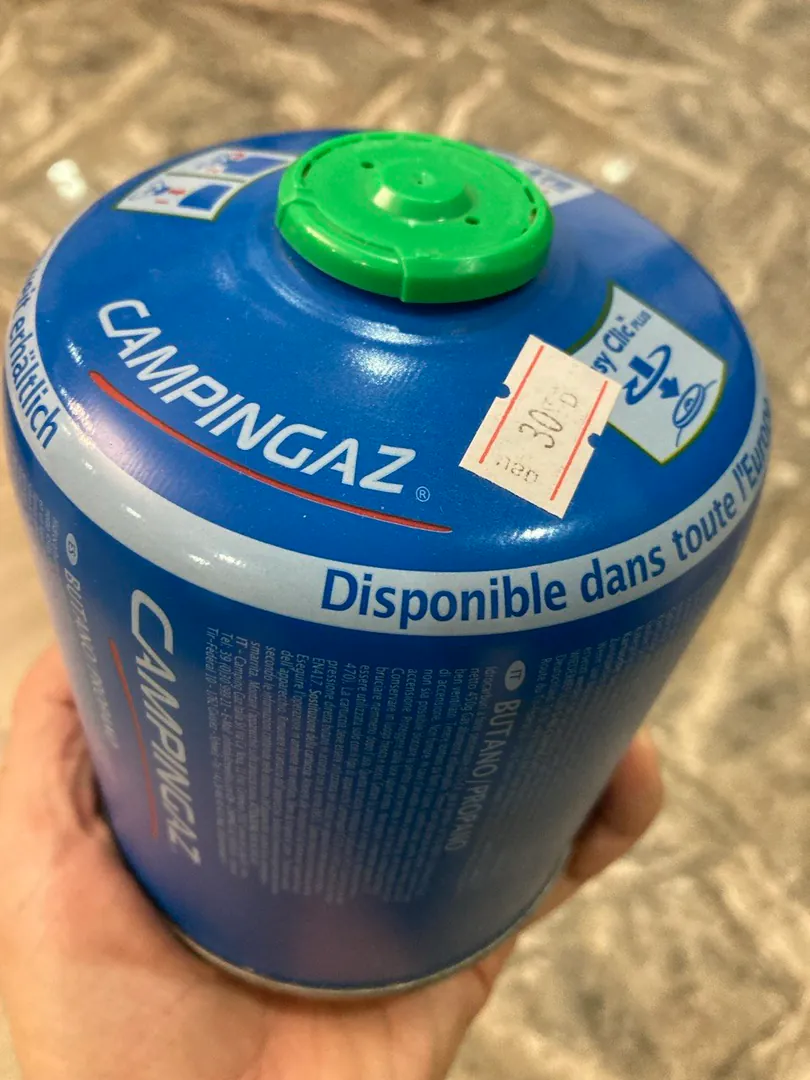 Campingaz gas cylinder with a set of camping cookware — photo 5