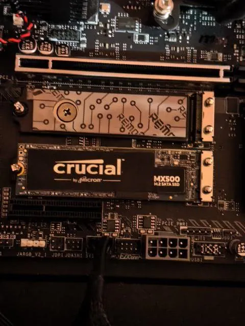 SSD M.2 SATA 500GB — ფოტო 1