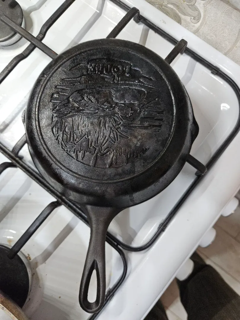 Lodge Wildlife Series Cast Iron Skillet 20cm — photo 1