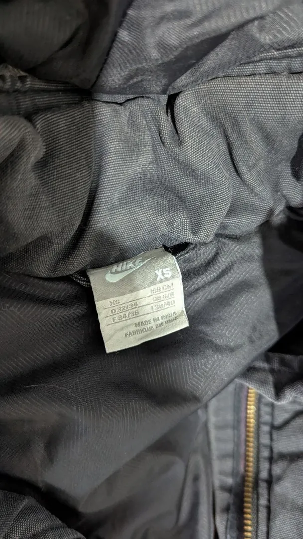 Nike unisex vest — photo 2