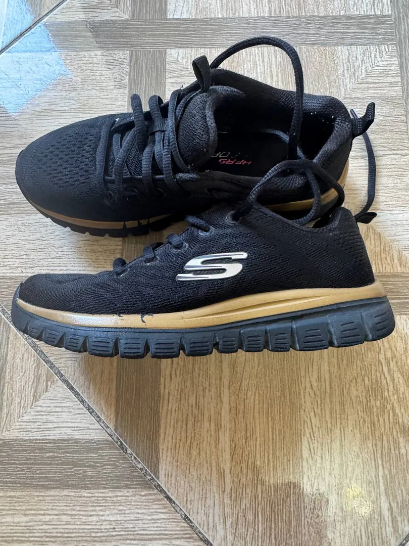 Skechers Sneakers — photo 3