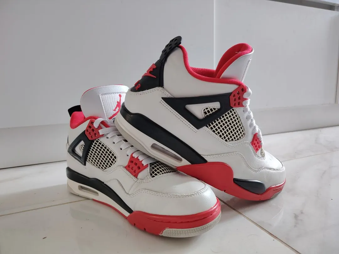 Jordan 4 Retro Sneakers — photo 2