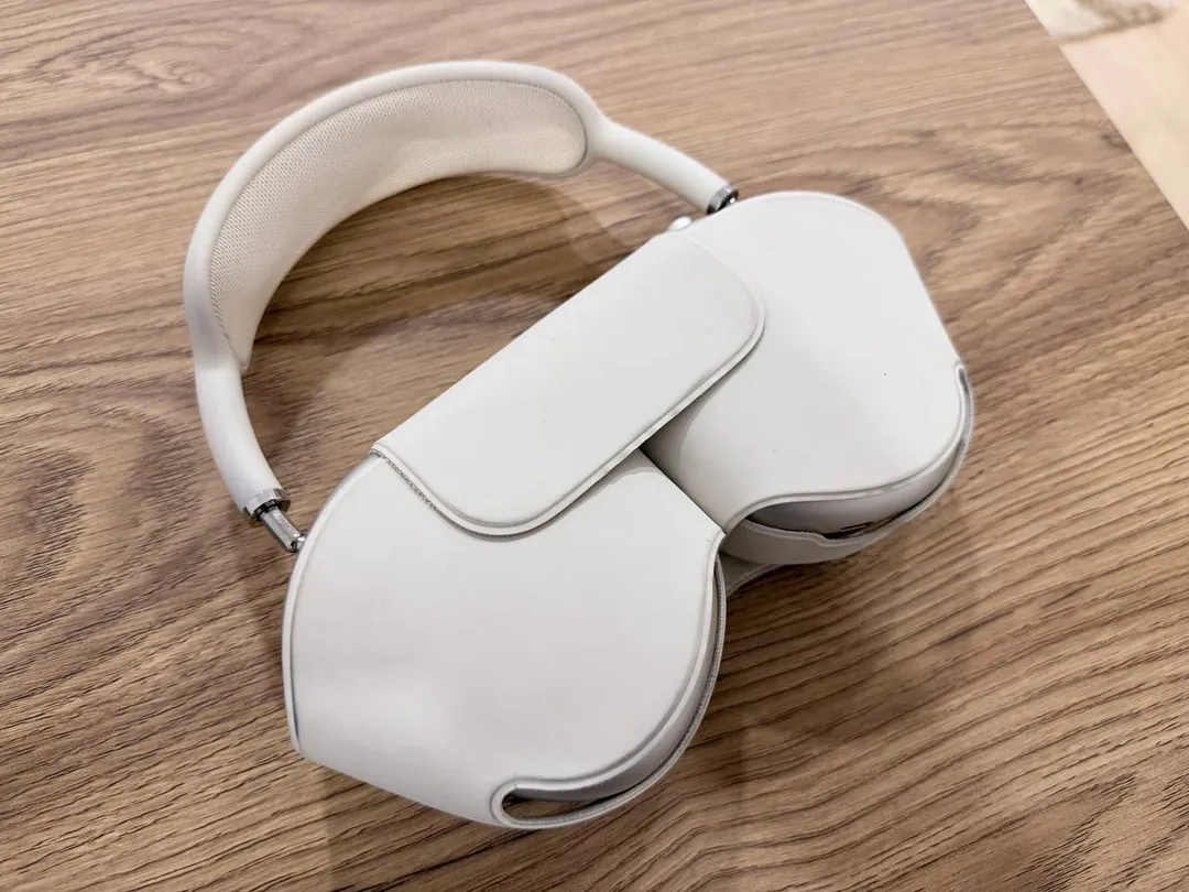 AirPods Max 2024 USB-C Headphones — photo 6