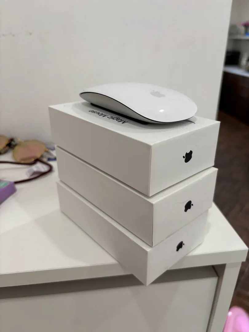 Apple Magic Mouse — ფოტო 1