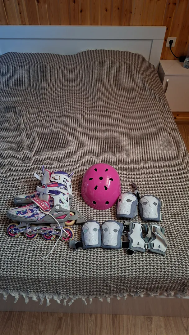 Children's Reaction roller skates with protection — photo 1
