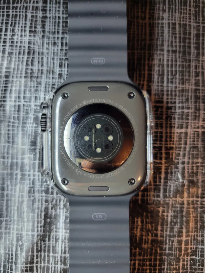 Apple Watch Ultra 3 49mm Black Titanium — photo 2