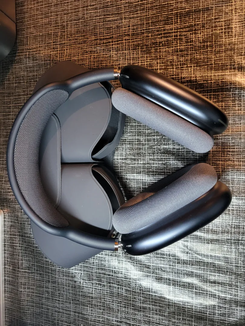 Apple AirPods Max 2 Midnight — photo 1