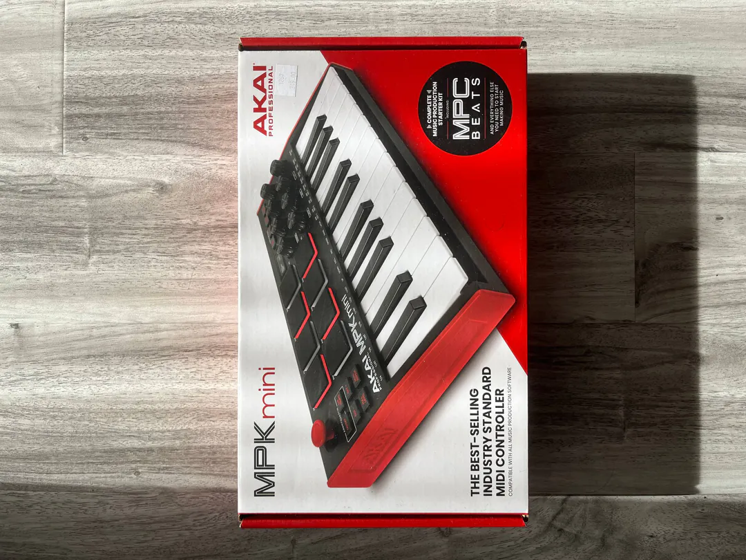 MIDI keyboard Akai MPK mini — photo 2