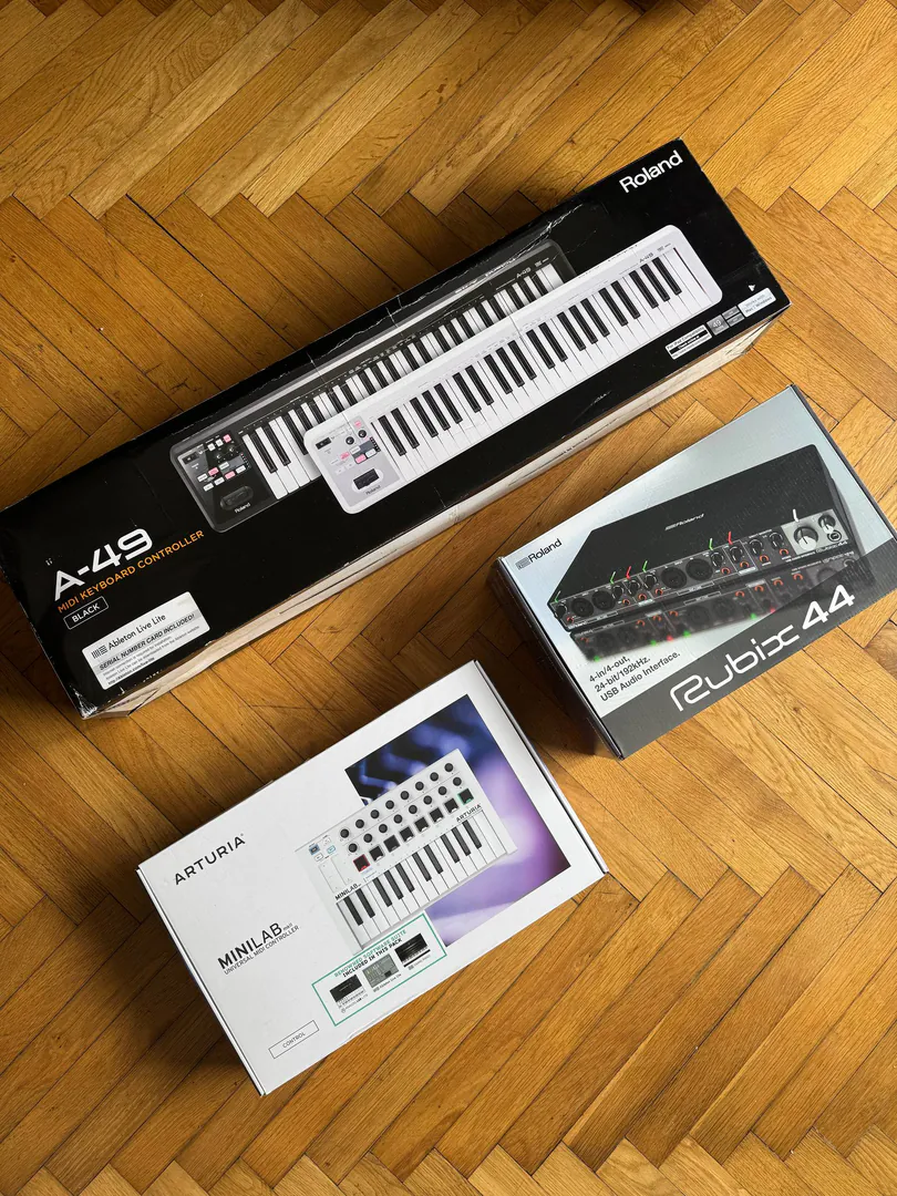Roland Rubix 44 ხმის ბარათი — ფოტო 2