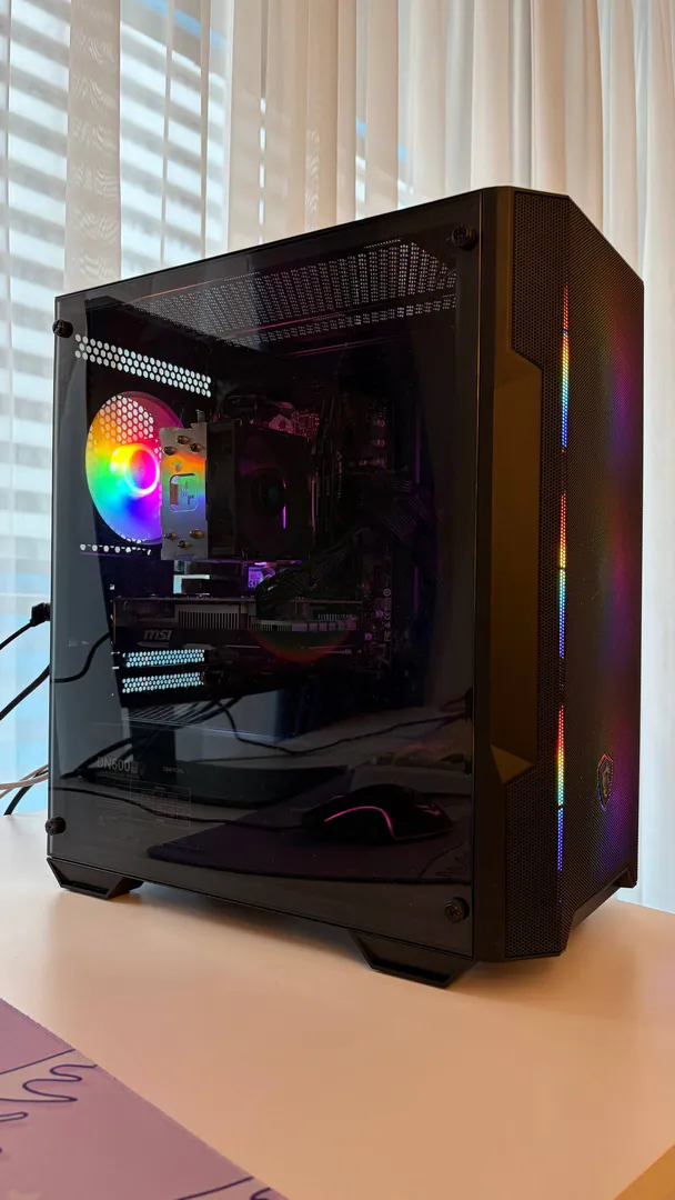 Computer case — photo 1