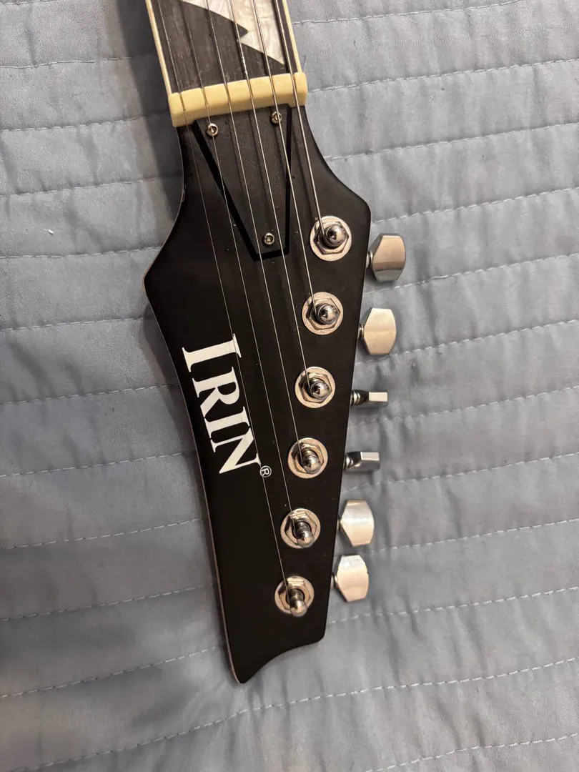 Electric guitar IRIN R-170 with case — photo 2