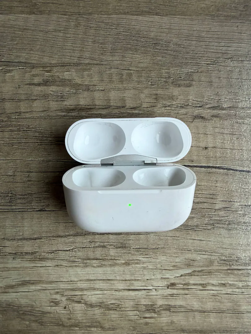 Кейс для AirPods 3 Pro — фото 2