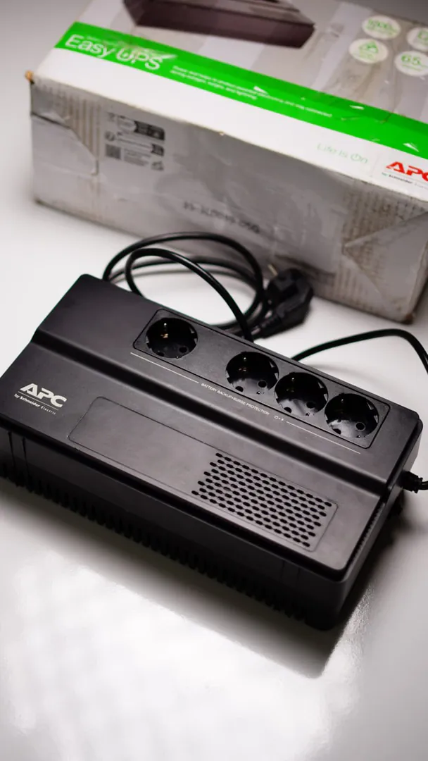 UPS APC BV1000G-R 1000VA 600W — photo 1