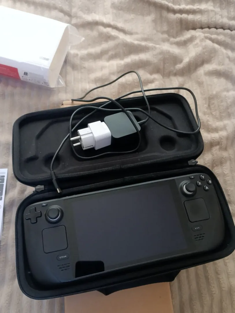 Steam Deck LCD 256 GB — photo 1