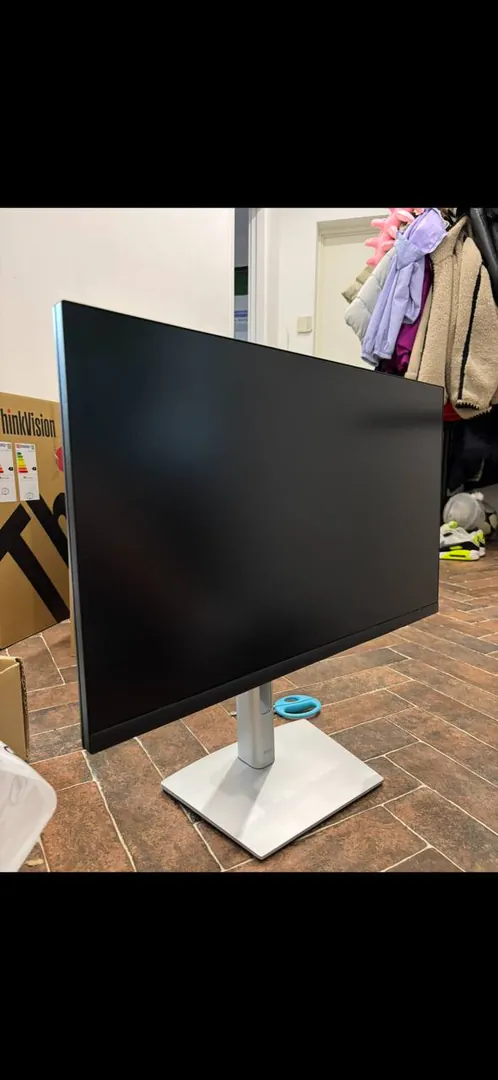 მონიტორი Dell P2422H — ფოტო 2