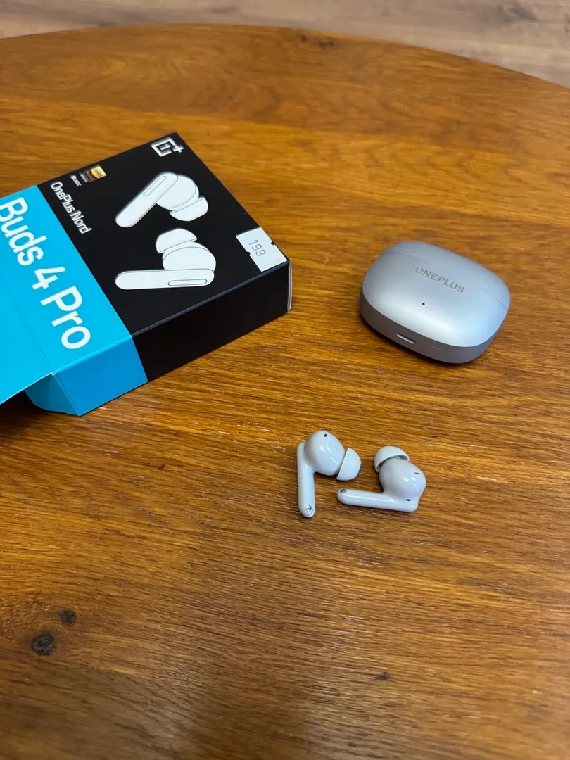 OnePlus Nord Buds Pro 4 Headphones — photo 2