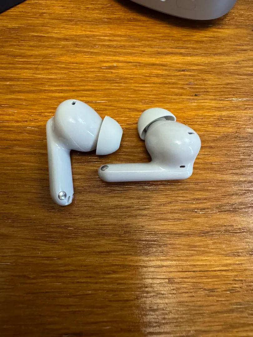 OnePlus Nord Buds Pro 4 Headphones — photo 3