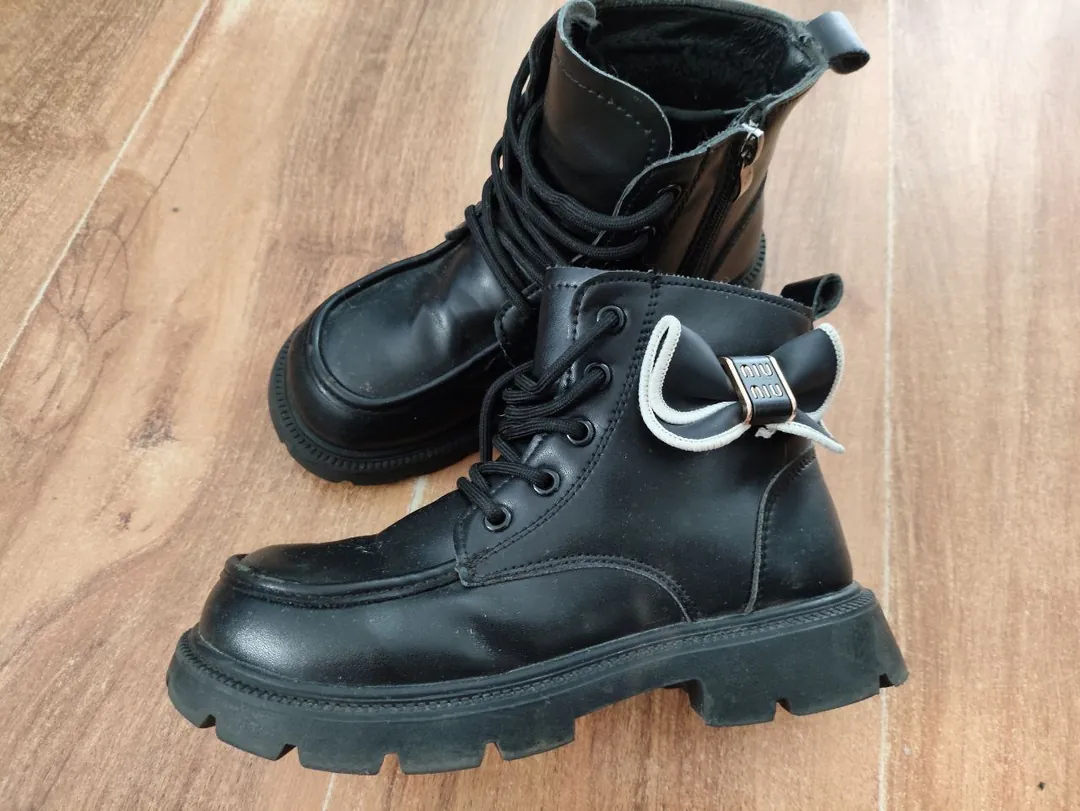 Spring-autumn boots size 33 — photo 1