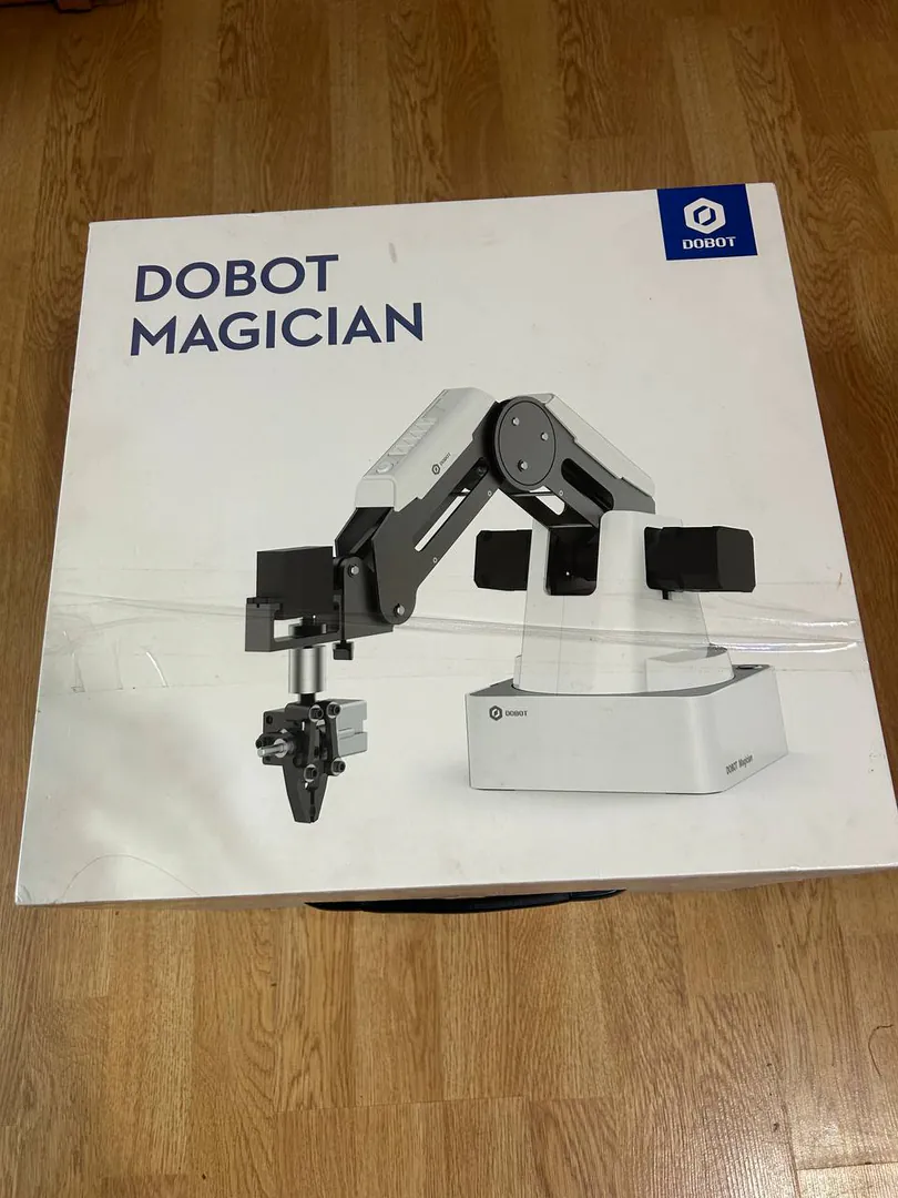 Robotic arm DOBOT Magician — photo 1