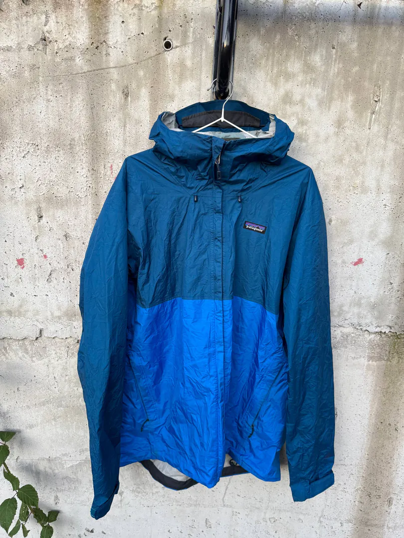 Patagonia windbreaker XL — photo 1
