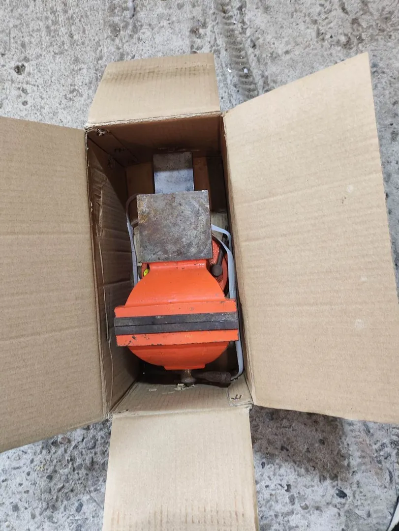 Swivel Vise Gadget Tools 150 mm — photo 2