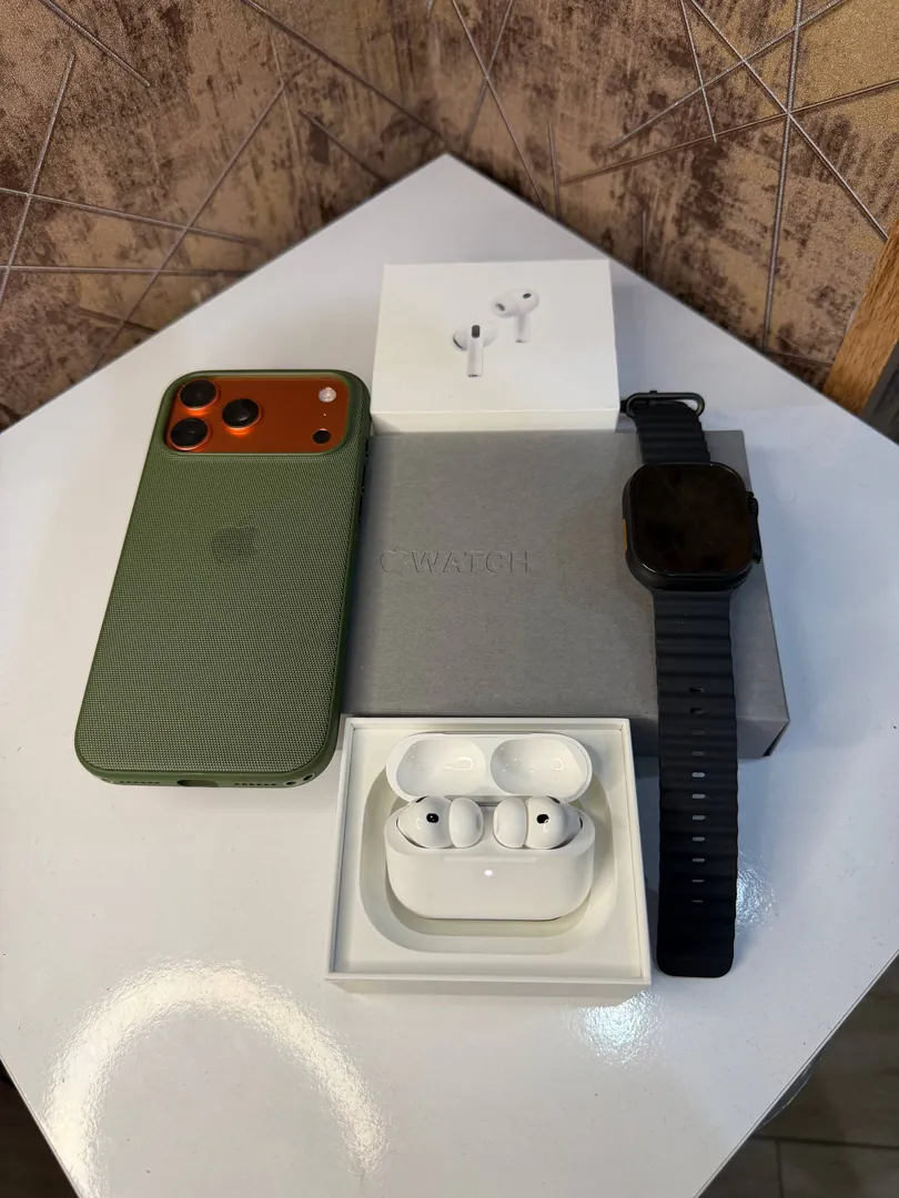 AirPods Pro 3 — photo 1