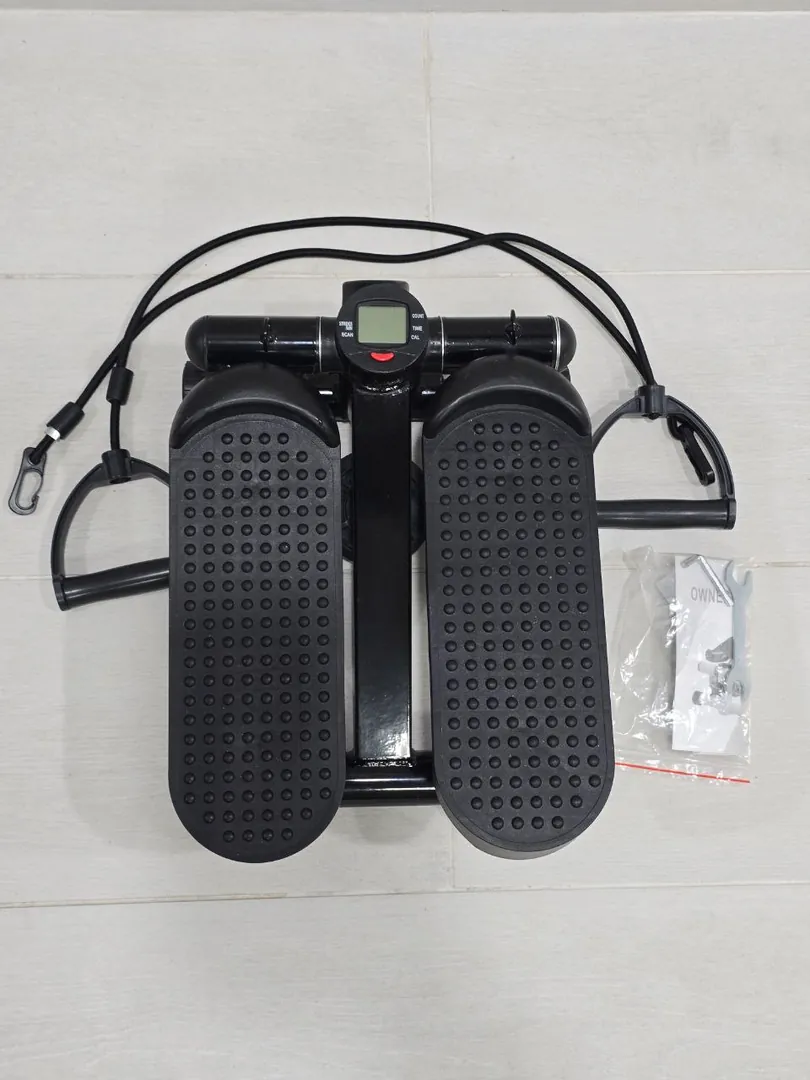 Compact mini stepper with display and resistance bands — photo 1