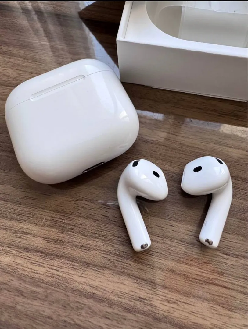 AirPods 4 without noise cancellation — photo 2