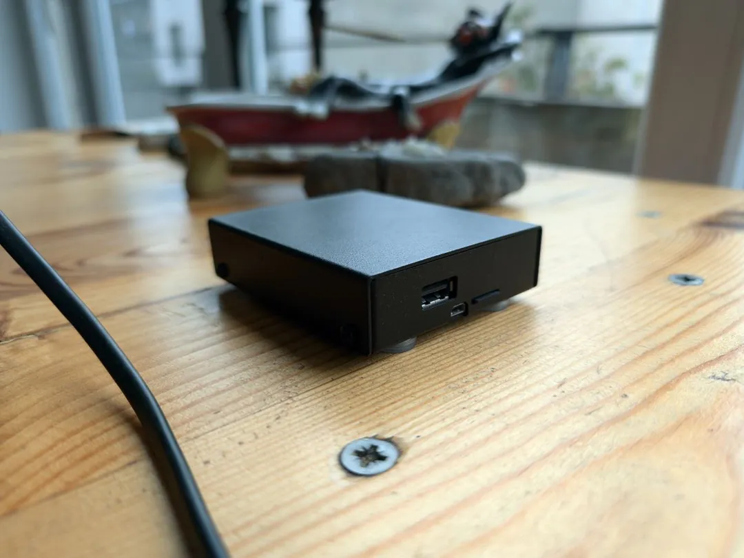 BeagleBone Black სტრიმერი წრფივი საკვებით და 4 გბ ფლეშმემით — ფოტო 2
